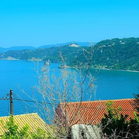 Kiki's Beautiful House On Famous Village * Pentátion