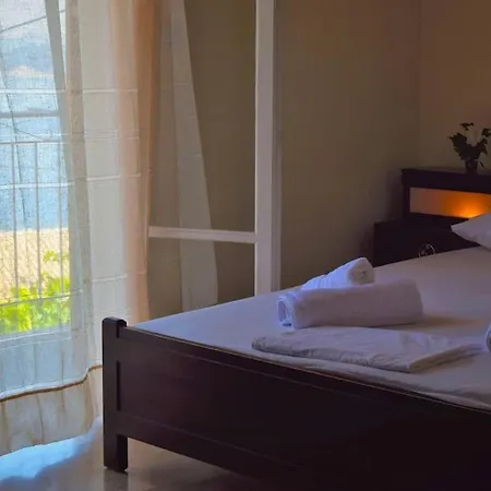 Kiki's Beautiful House On Famous Village