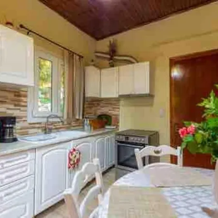 Kiki's Beautiful House On Famous Village *