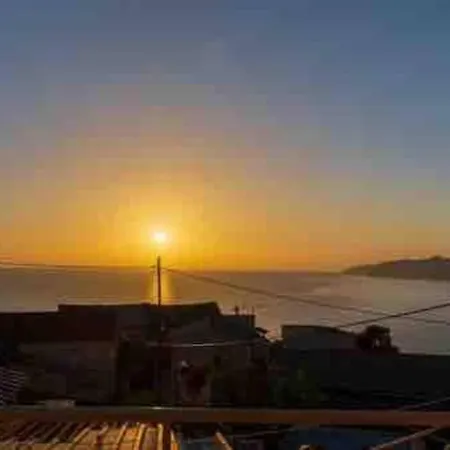 Kiki's Beautiful House On Famous Village * Pentátion