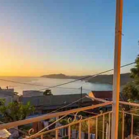 Kiki's Beautiful House On Famous Village * Pentátion