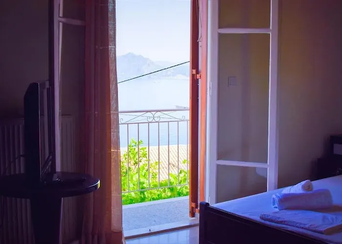 Kiki's Beautiful House On Famous Village 度假居 Pentátion